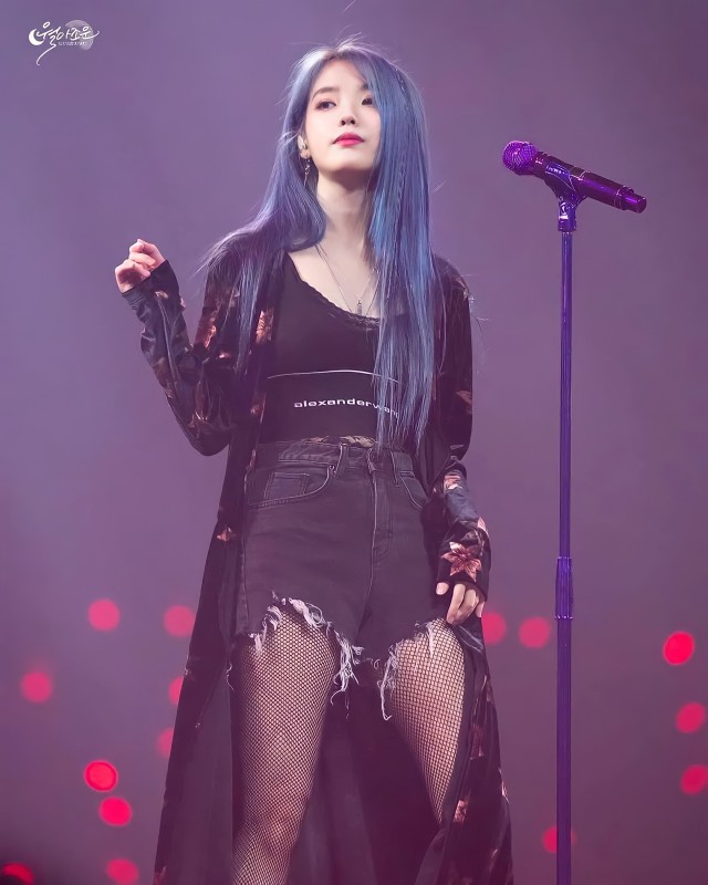 李知恩