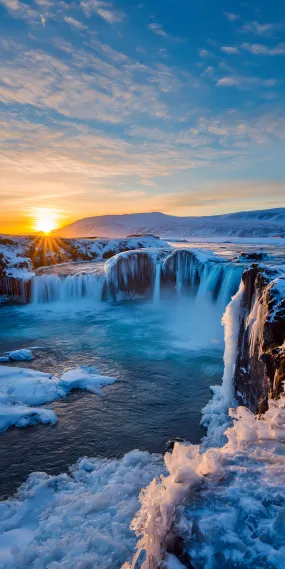 冰瀑鎏光，上帝的晨曲