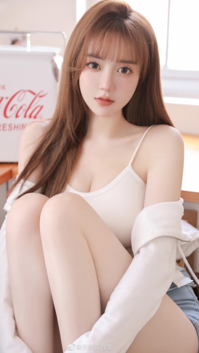 性感白衣女神