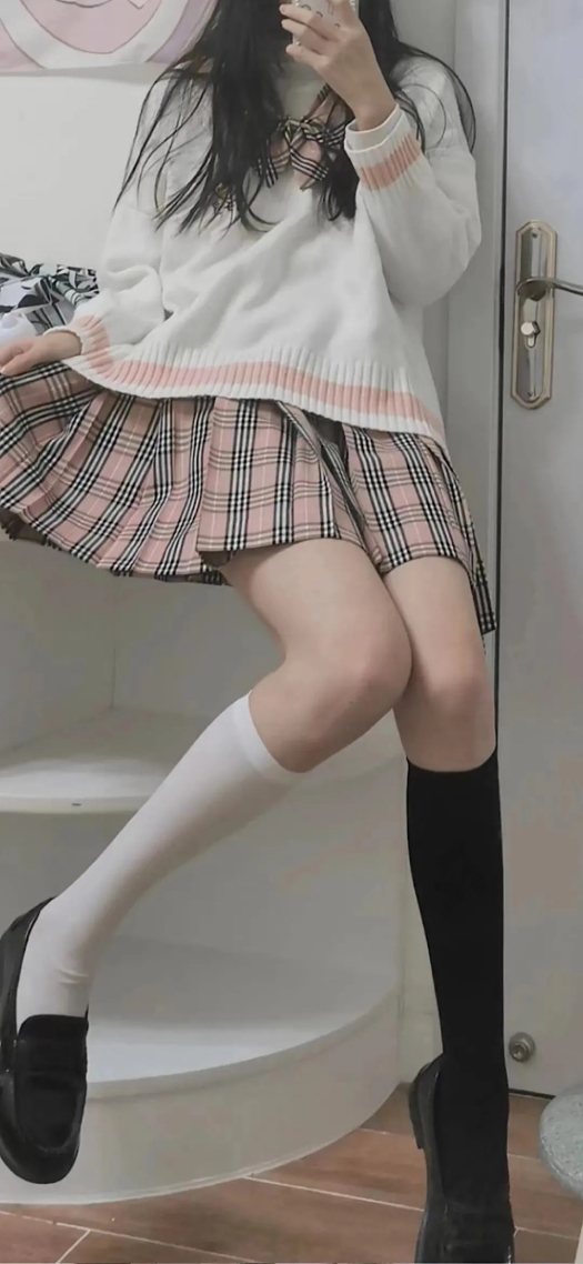 小姐姐微信聊天背景圖高清