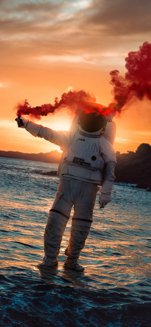黃昏下的太空人好看的微信壁紙