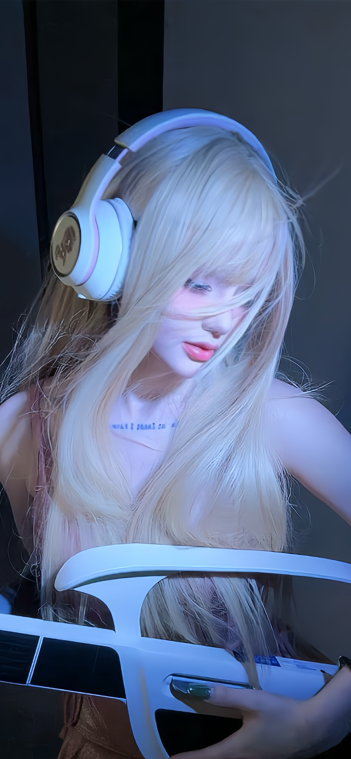 吉他美女