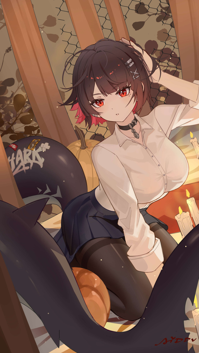 【百日绘画挑战Day28】艾莲鲨鱼妹
『秋梧鎏金』2：00 a.m.
「啊…（突然惊醒）我是不是睡过头把银河系也睡没了」