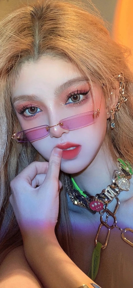 微信全局背景美女