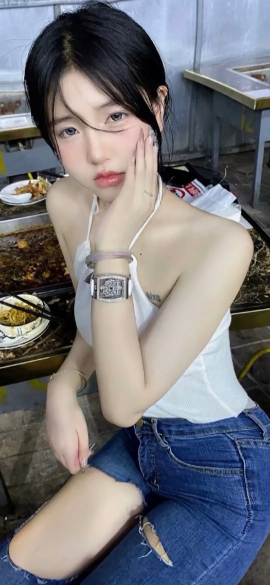 美女