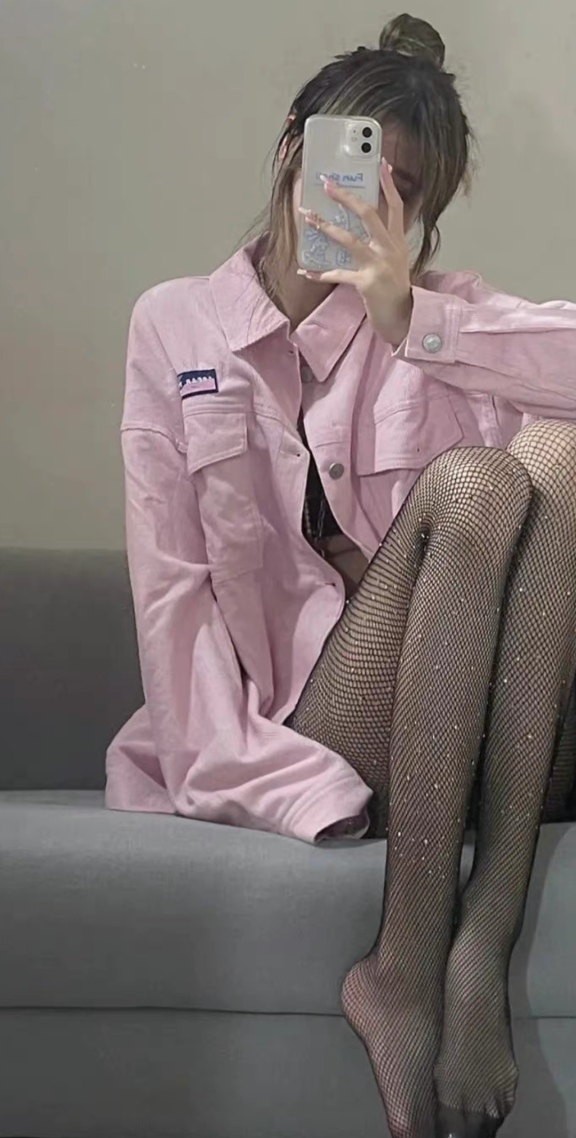 亮钻黑丝美女④全面屏手机壁纸