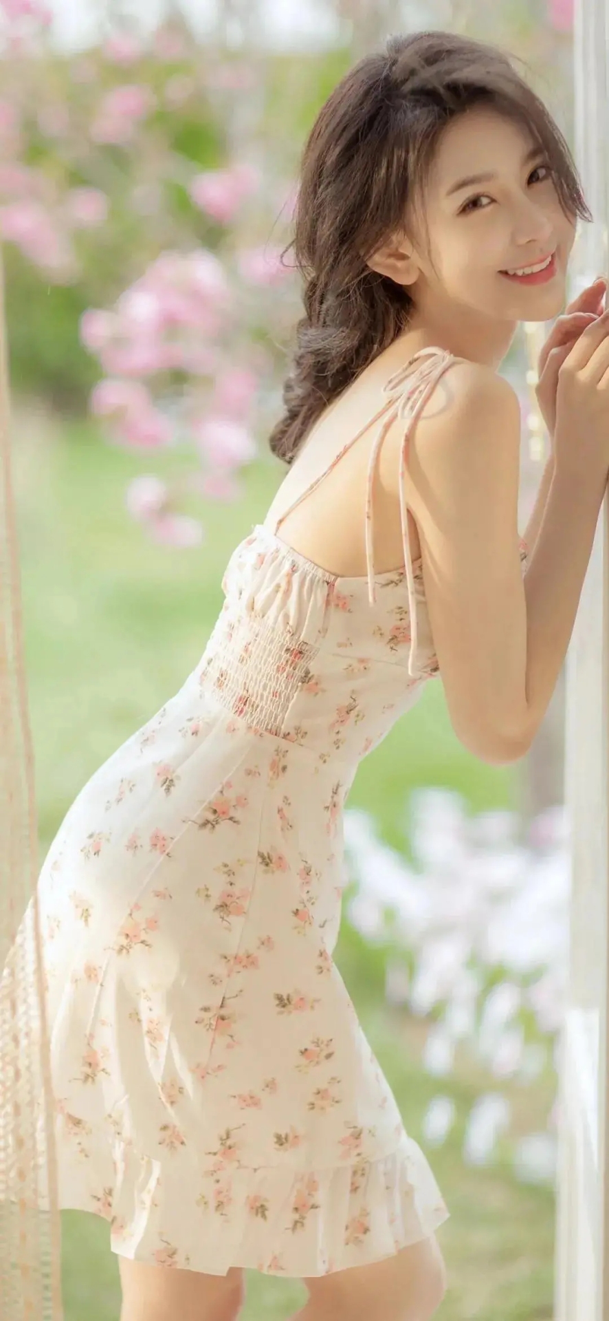 小姐姐微信背景牆壁紙