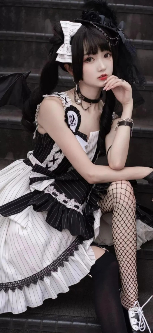 手机壁纸高清图片女仆装小姐姐