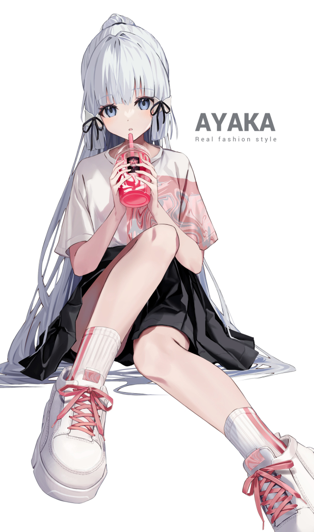 大眼萌妹銀髮少女